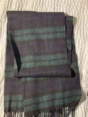 vintage Pringle 100% cashmere green black and navy plaid fringe scarf
